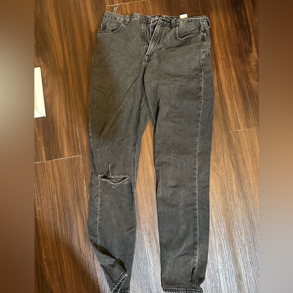 American Eagle Mom Jeans